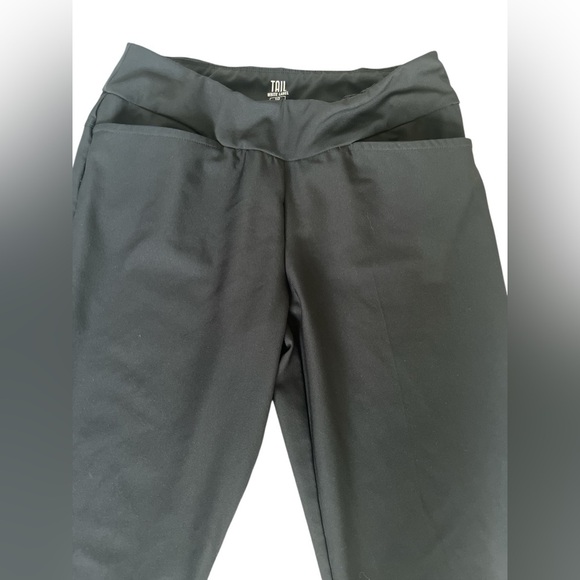 Ladies Tail Activewear Mulligan 28” Golf Pant Size 14 Black - Picture 4 of 7
